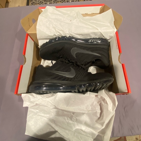 Nike Air Max 2017 retail $225 size11 - Picture 4 of 7
